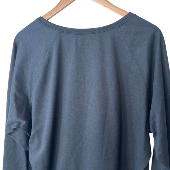 Nike Dri-fit Black Crewneck Sweatshirt Grey Logo Athleisure Pullover Soft Top - Picture 12 of 16